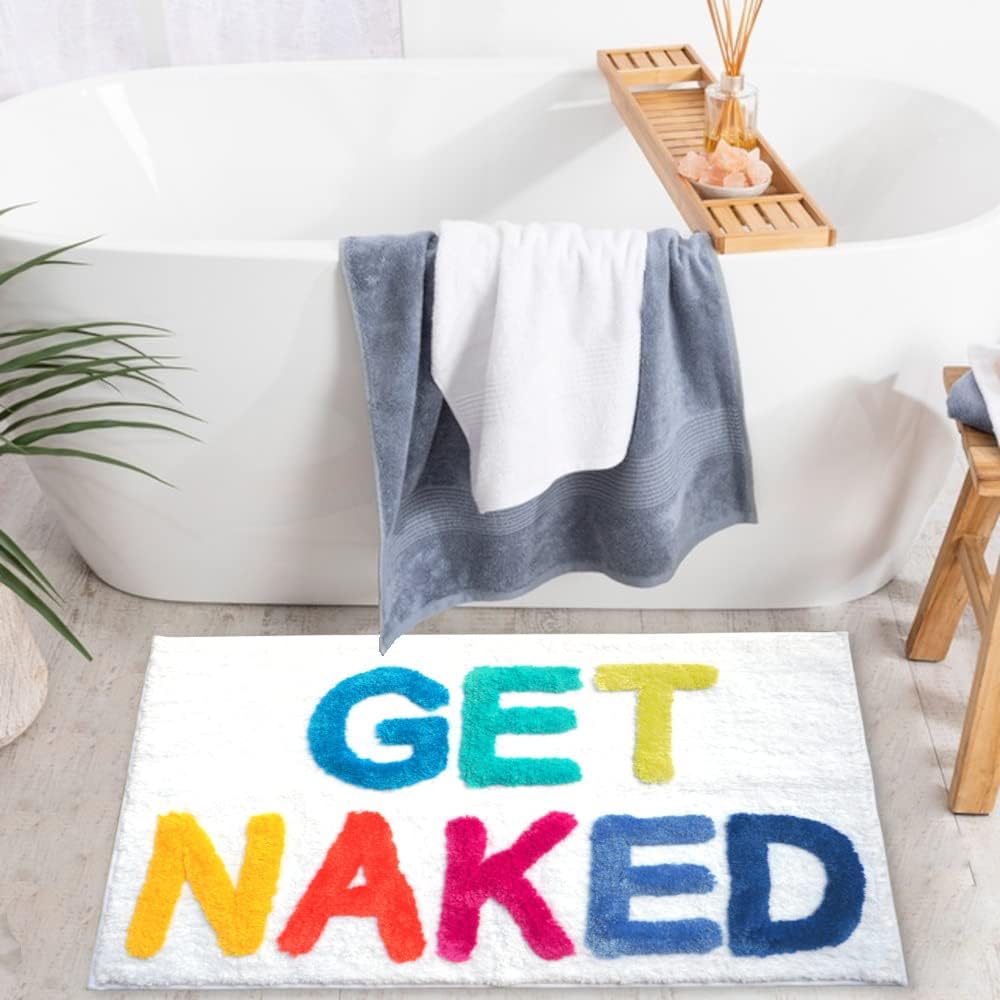 Alfombra baño antiderrap texto Get Nake 31.5x20"