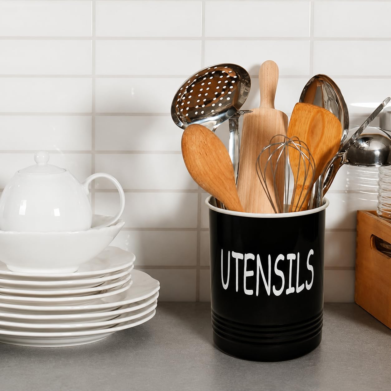 Utensilios cocina fondo acolchado negro