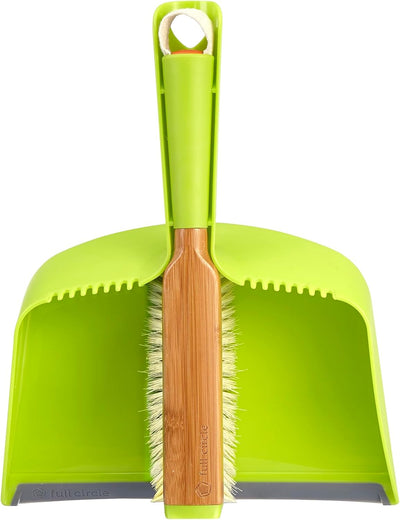Set escoba y recogedor plástico verde