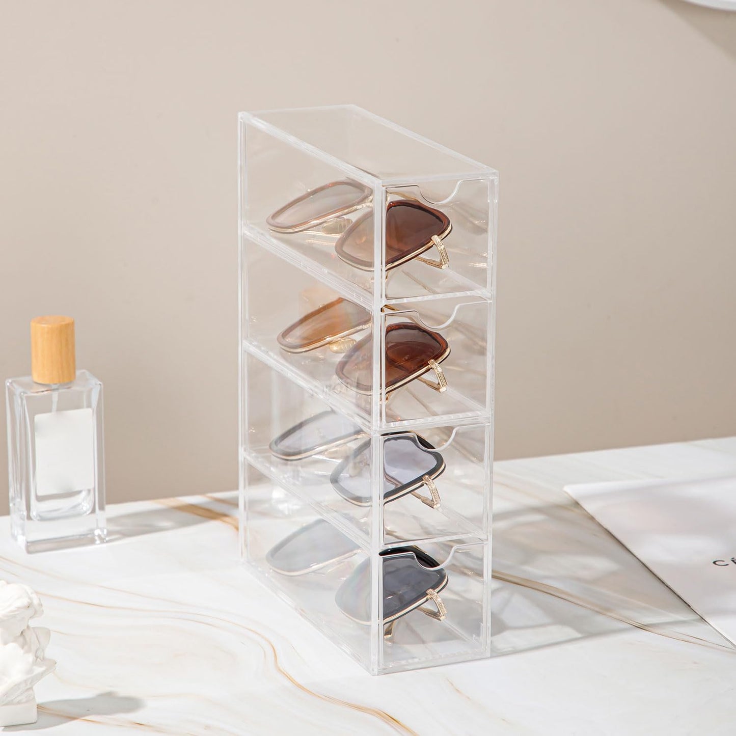 Caja acrílico para gafas sol y maquillaje