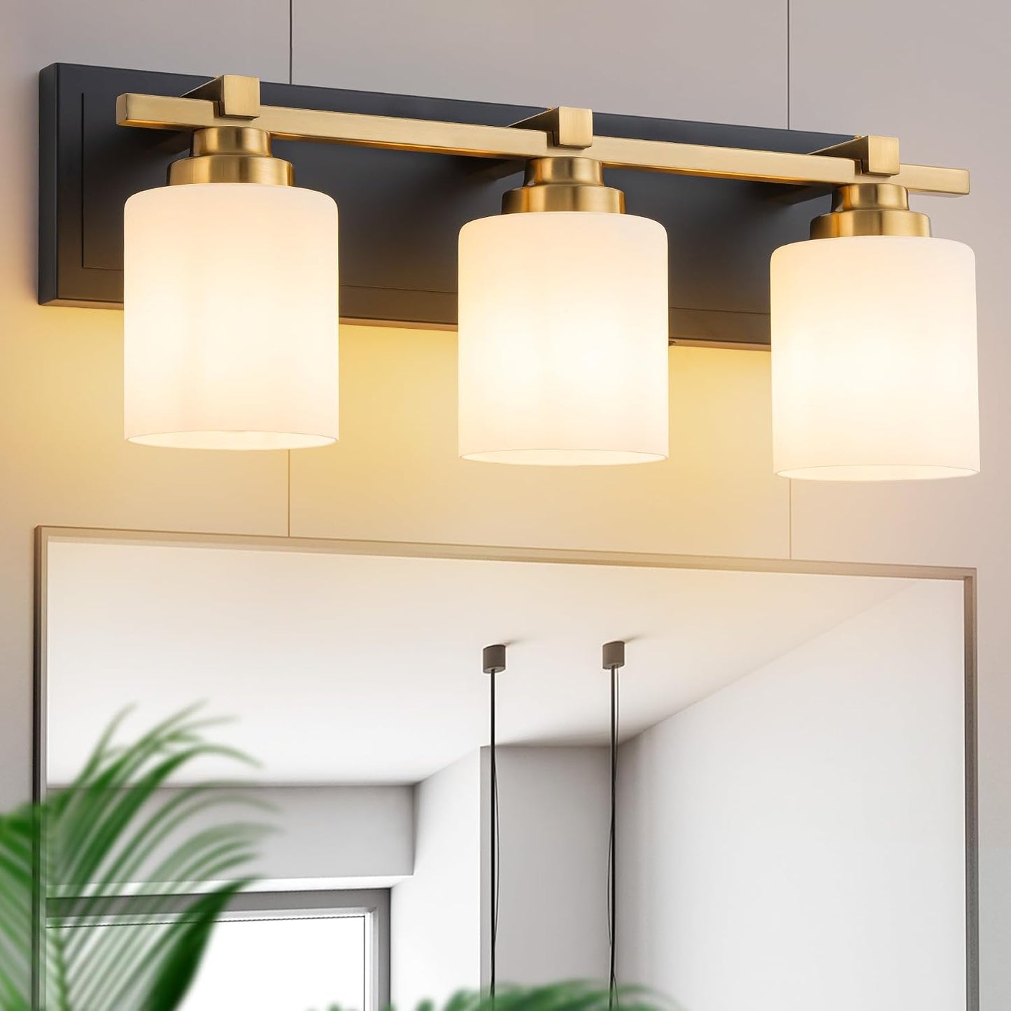 Accesorios iluminación baño 3 luces doradas y negras E26