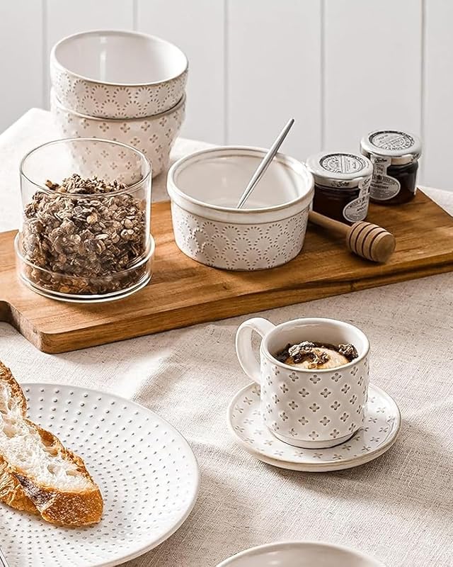 Set 4 Tazas Café Cerámica con Platillos Soporte Blanco