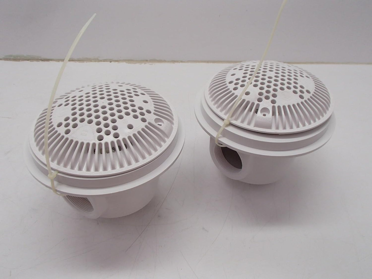 Drenaje principal con rejilla AV doble salida 2x2pulg