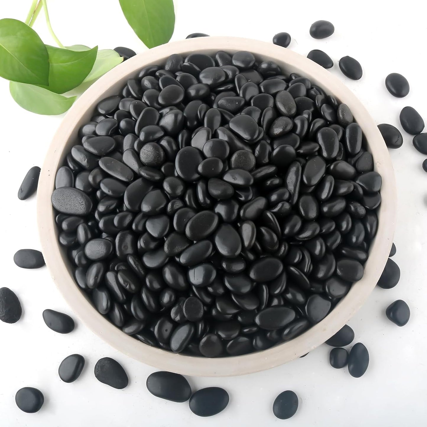 Rocas negras pulidas 1/4-3/4" decorativas