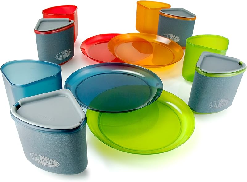 Set mesa compacto para 4 personas con tazas y platos