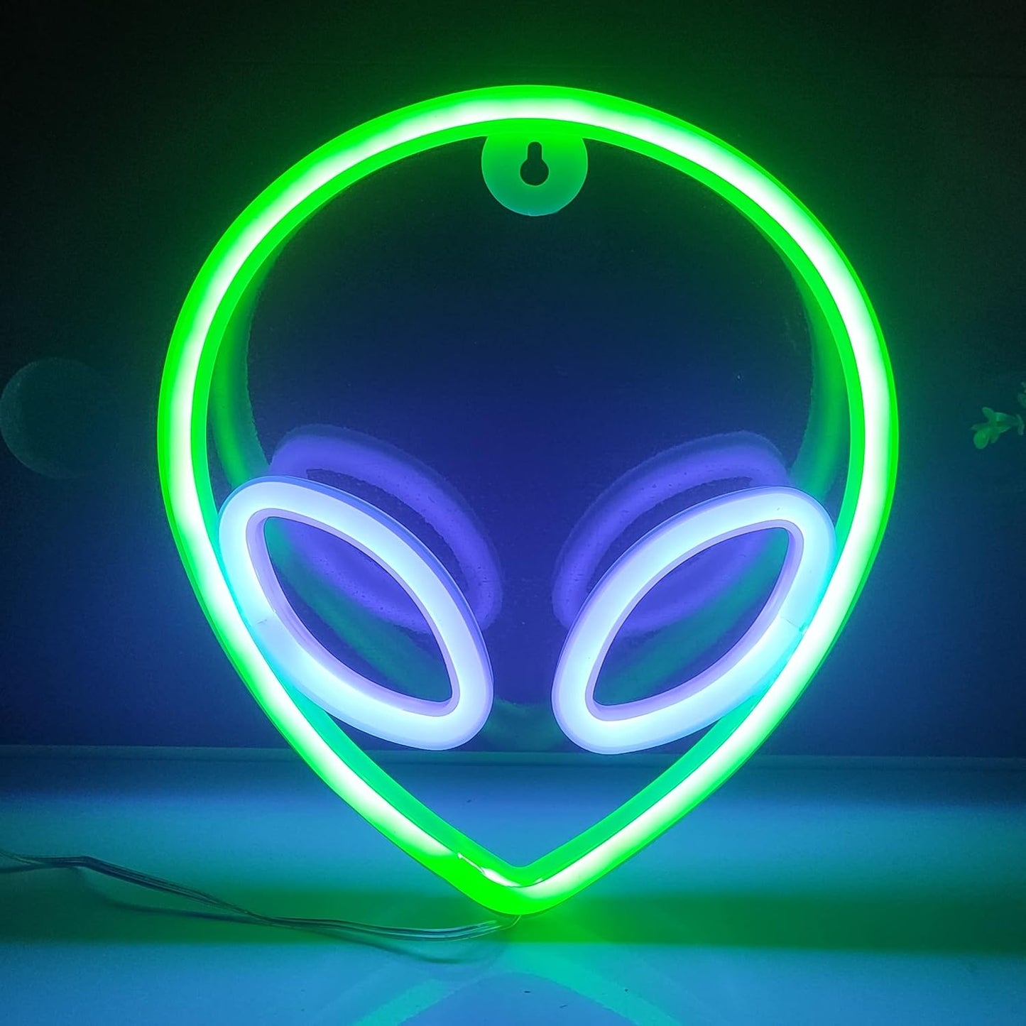 Luz neón alienígena USB o 3-AA LED decoración pared verde azul
