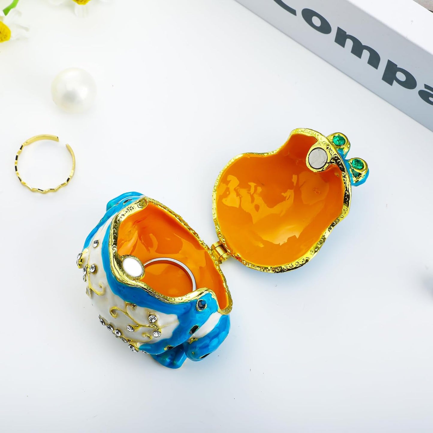 Joyero bisagras rana con figuras coleccionables de cristal