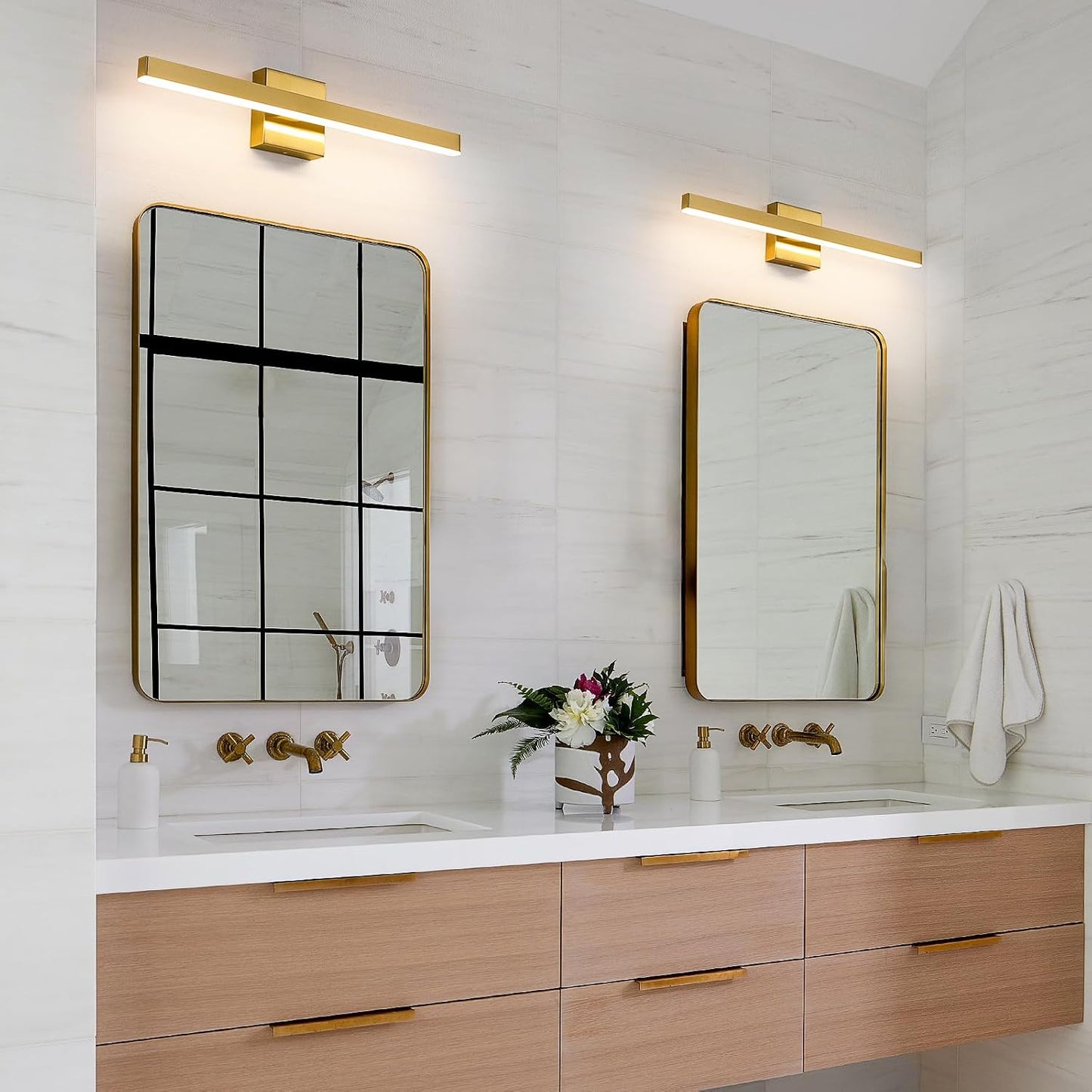 Luz de tocador baño dorada 61cm LED regulable 5CCT