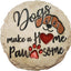 Piedra decorativa para jardín Perros hacen un hogar maravilloso