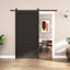 Puerta corrediza granero 42x84pulg negra 4 paneles onda