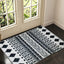 Alfombra geométrica bohemia 2x3ft antiderrap blanco y negro
