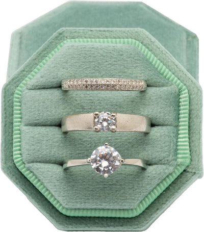 Caja terciopelo octágono 3 ranuras anillos boda verde