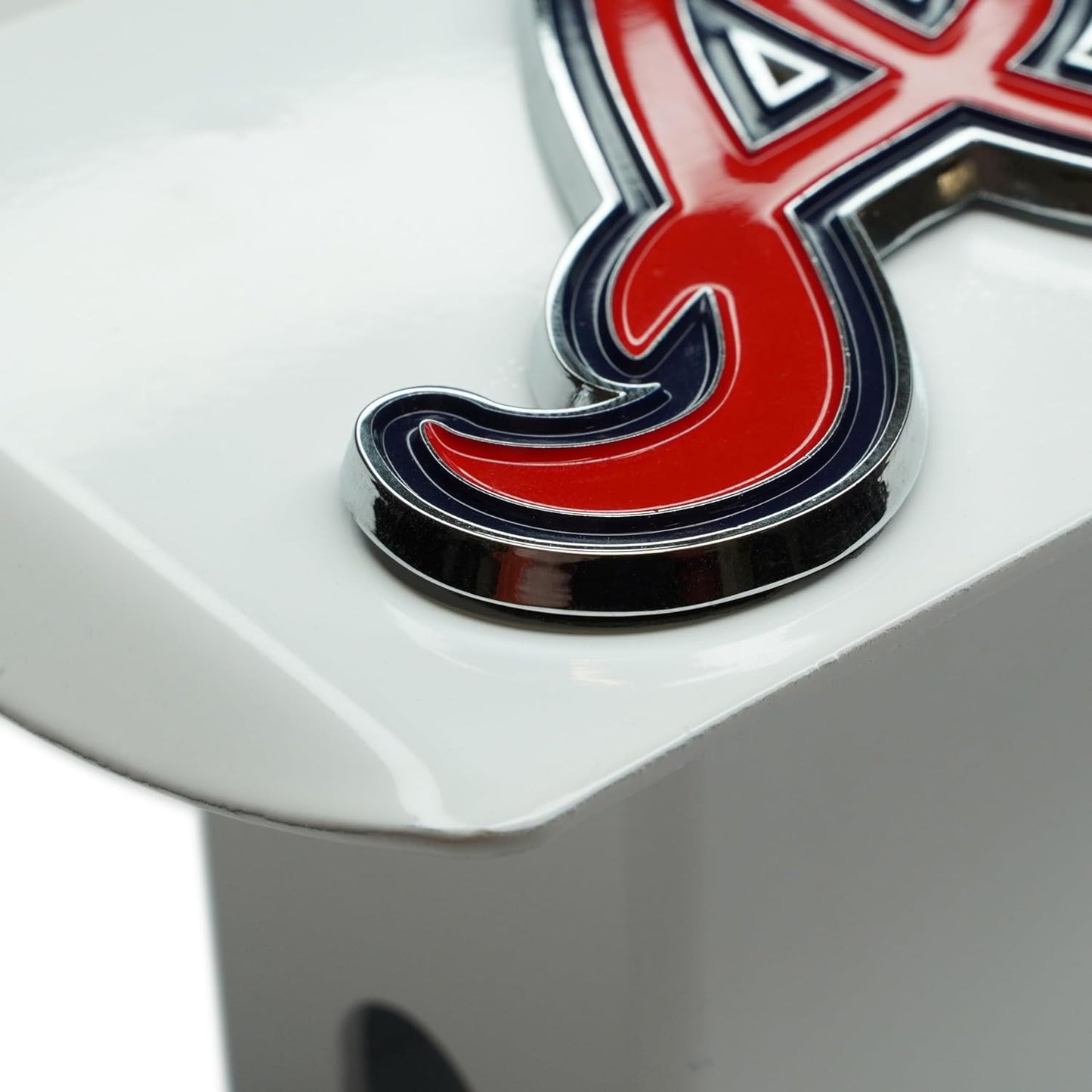Cubierta enganche Univ. Louisville blanco emblema metal