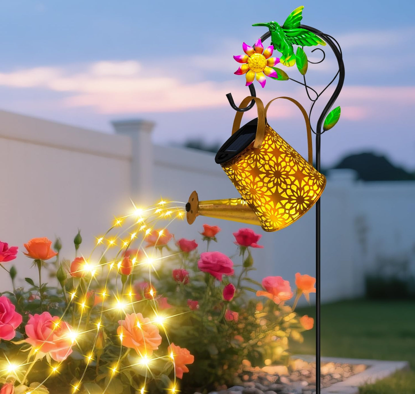 Regadera solar con luces cascada y gancho colibrí para jardín