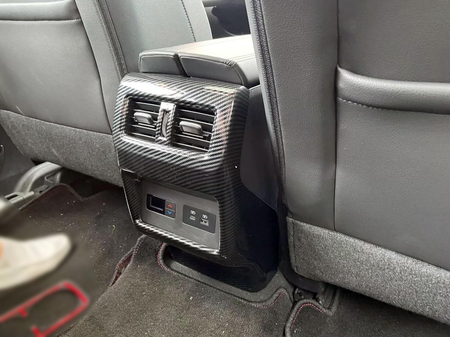 Cubierta ventilación trasera Nissan Rogue USB A/C