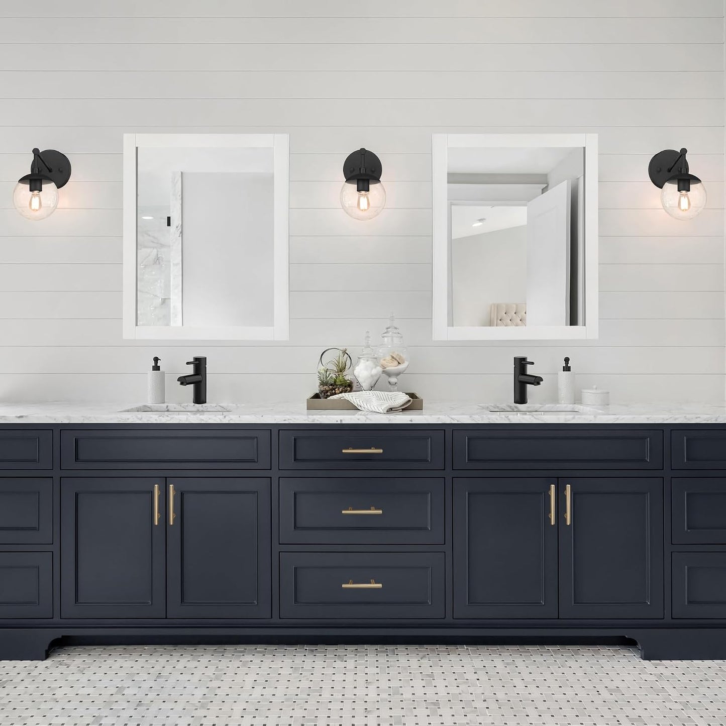 Espejo rectangular marco madera blanca 24x30pulg