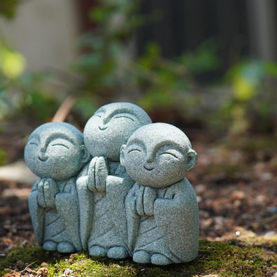 Estatua Jizo Sonriente conmemorativa acuario