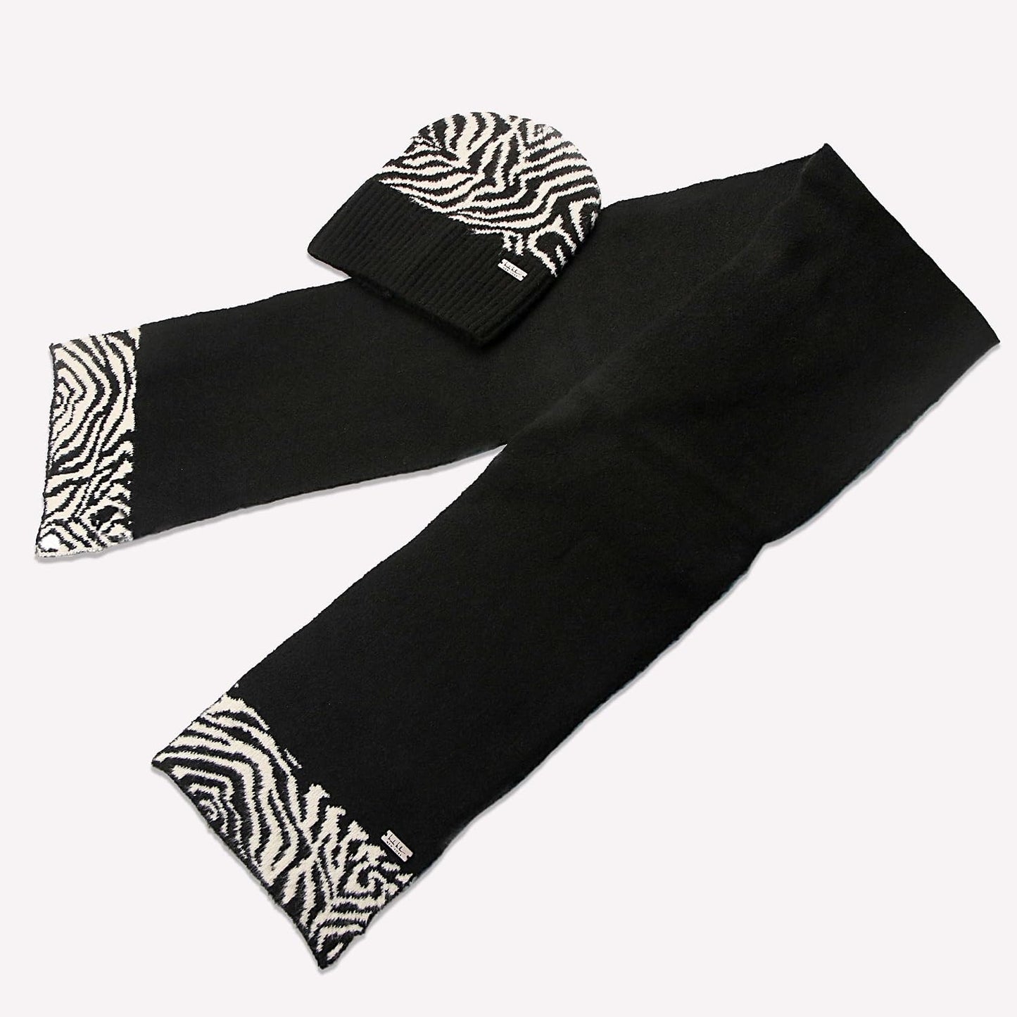 Conjunto bufanda colgante y gorro mujer