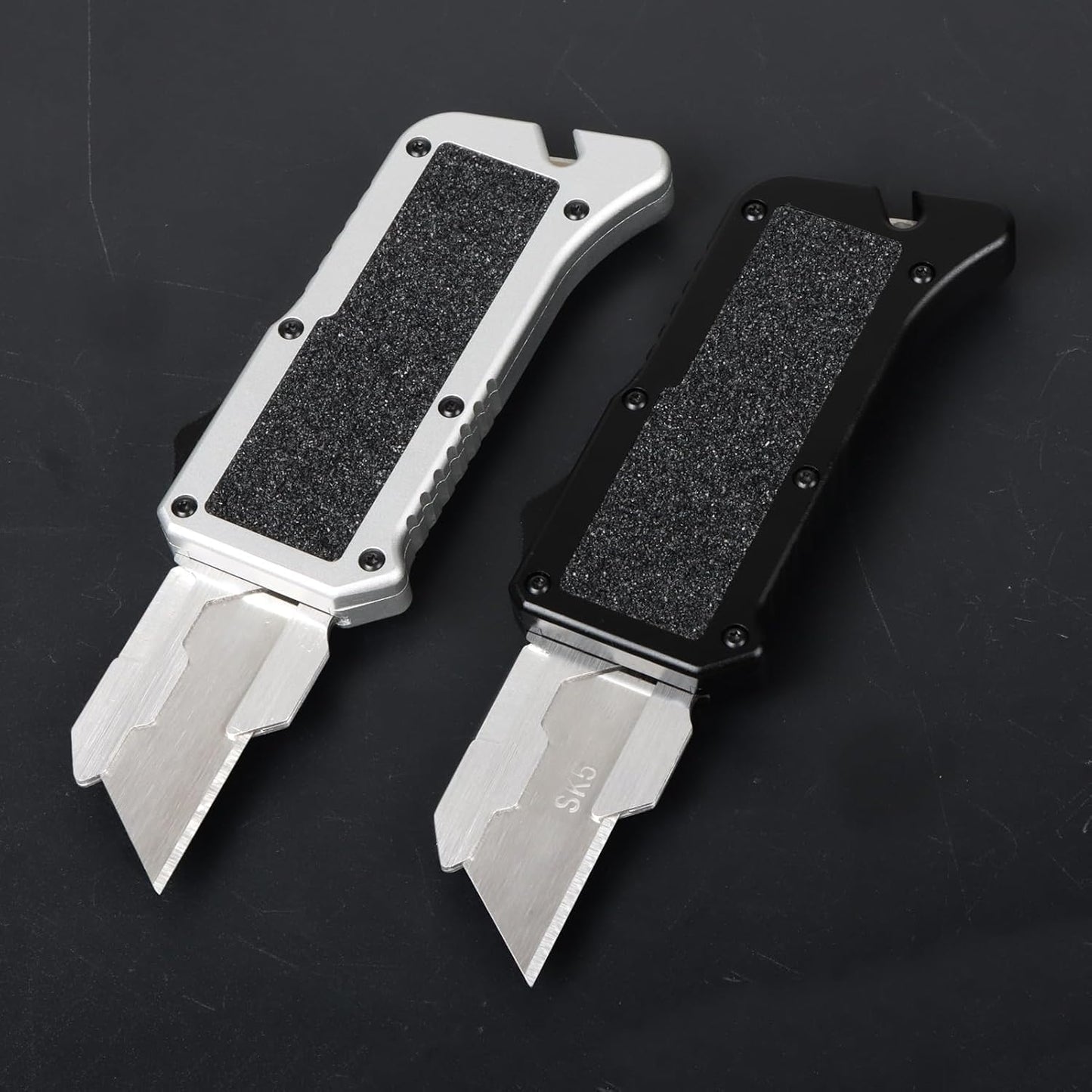 Cuchillo retráctil aluminio 3.66pulg con 5 cuchillas SK5