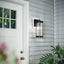 Lámpara pared exterior 16pulg cristal acanalado negro