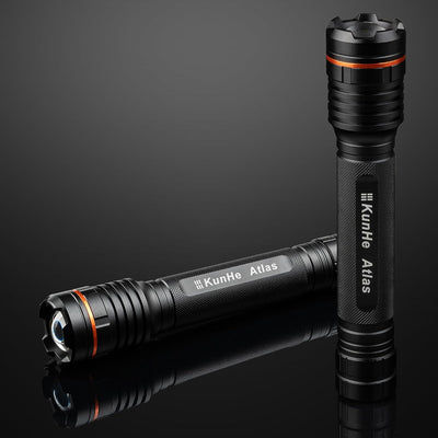Linterna LED aluminio grande 1000LM con zoom para emergencias