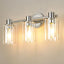 Lámpara baño 3 luces cromadas vidrio sobre espejo