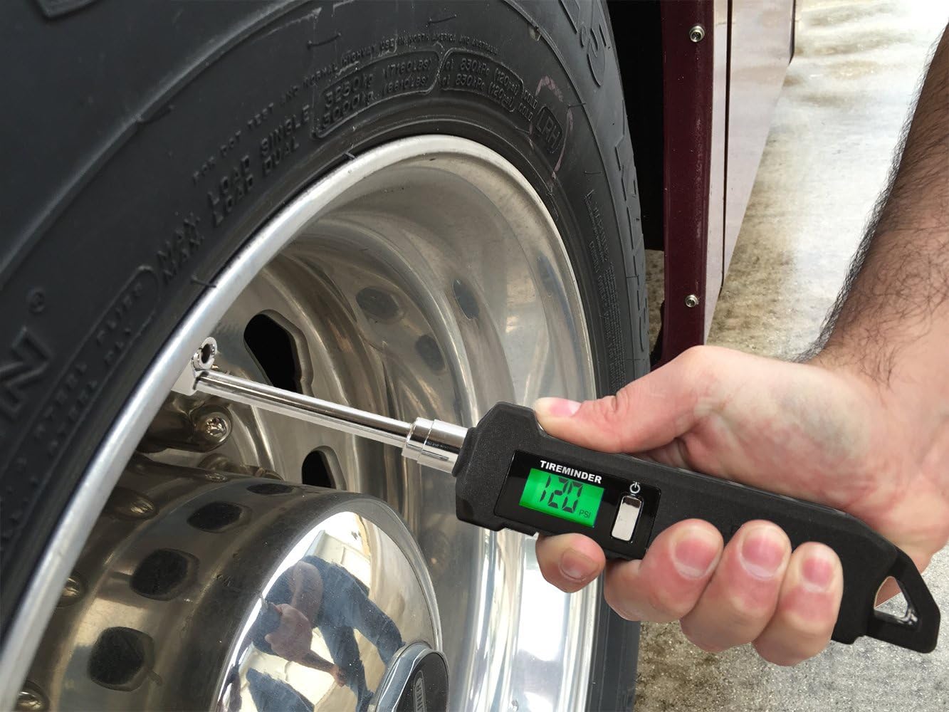 Manómetro digital camioneta y RV con baterías AAA
