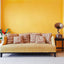 Papel tapiz amarillo oscuro 15.8x394" dormitorio