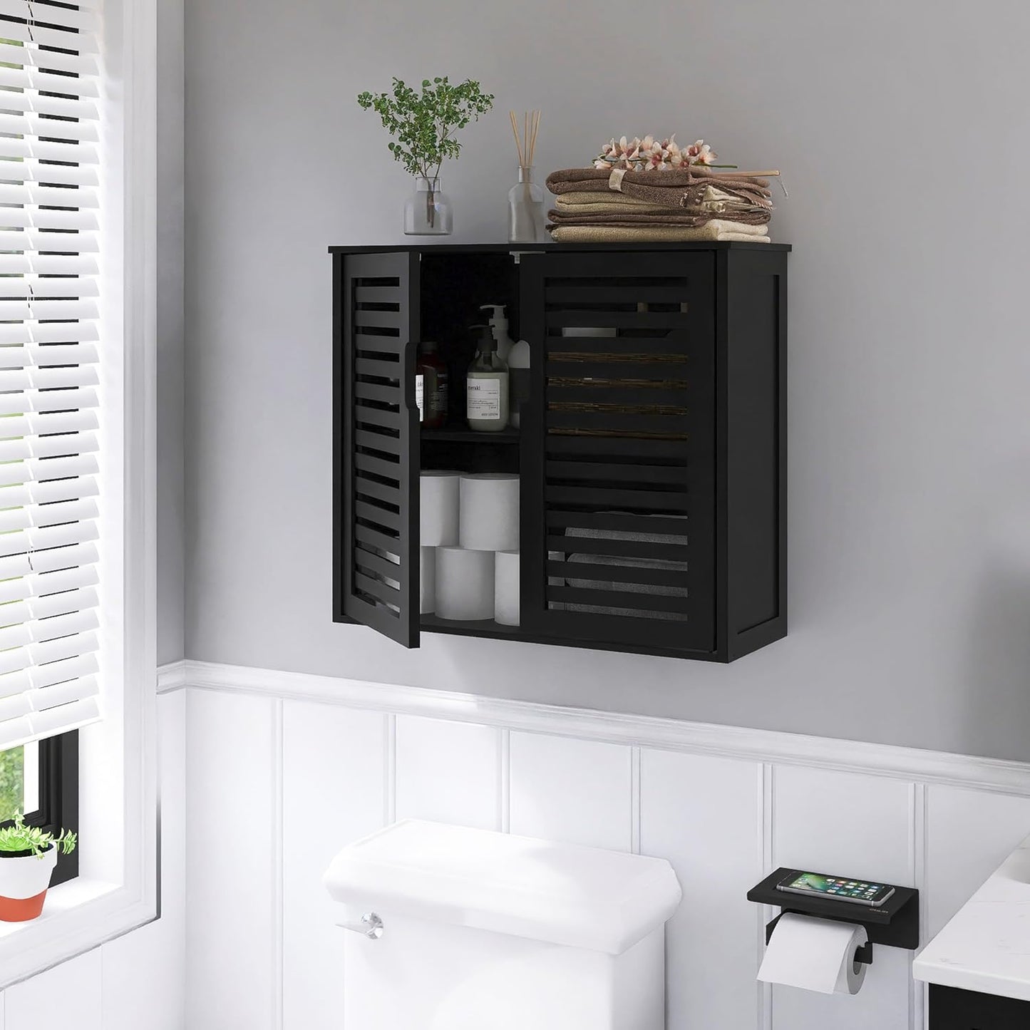 Gabinete baño negro colgante bambú puertas dobles