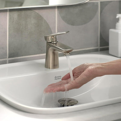 Grifo baño pequeño 1.2 GPM níquel cepillado