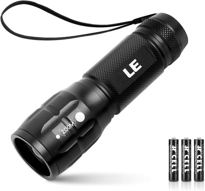 Linterna LED táctica Cree ajustable súper brillante con pilas