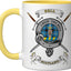 Taza Cerámica Tartán con Espadas Amarillo Blanco