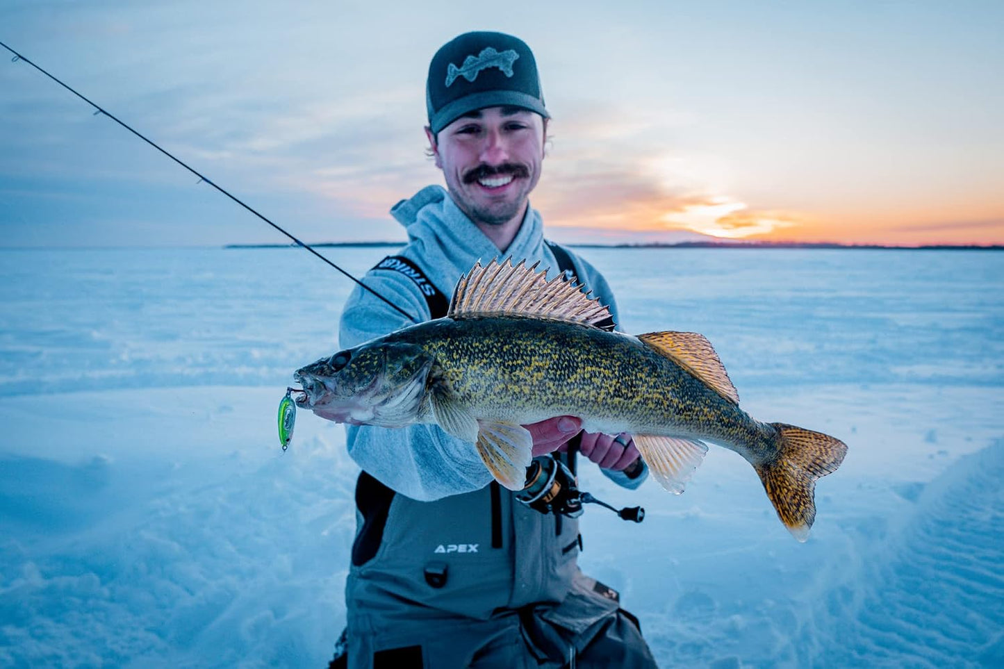 Cuchara cristal pesca hielo varios tamaños colores walleye perca