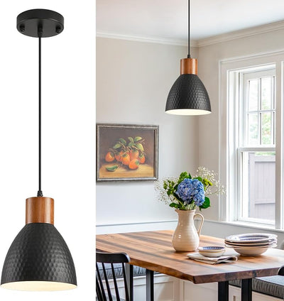 Lámpara colgante industrial de madera maciza con cúpula negra