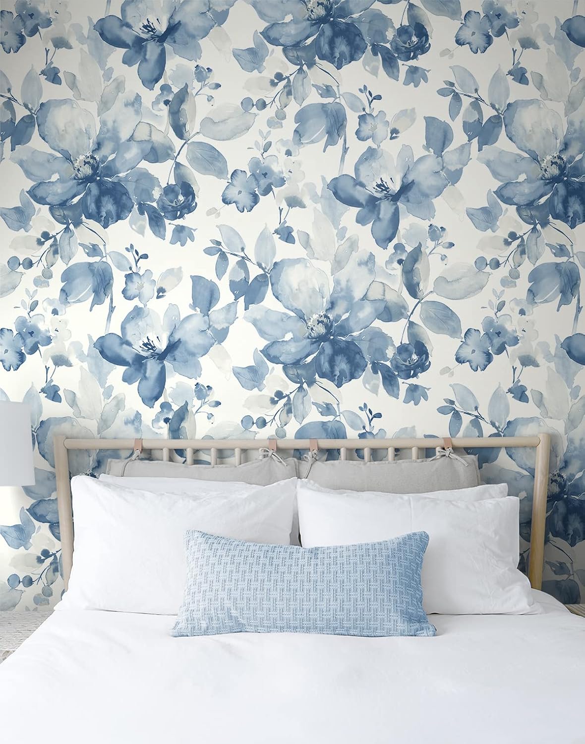 Papel pintado flores acuarela azul piedra
