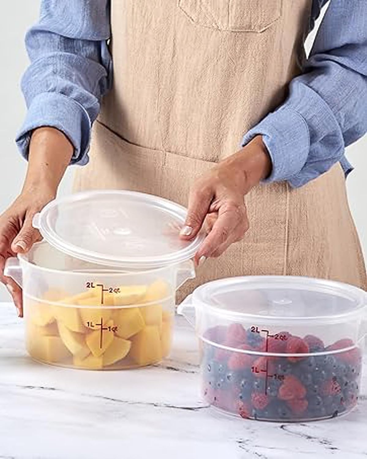 Recipiente Alimentos 2qt Translúcido con Tapa y Set Cucharas