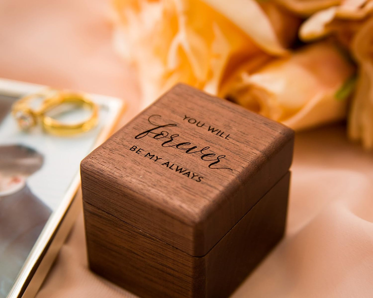 Estuche anillos madera nogal marrón 3 ranuras