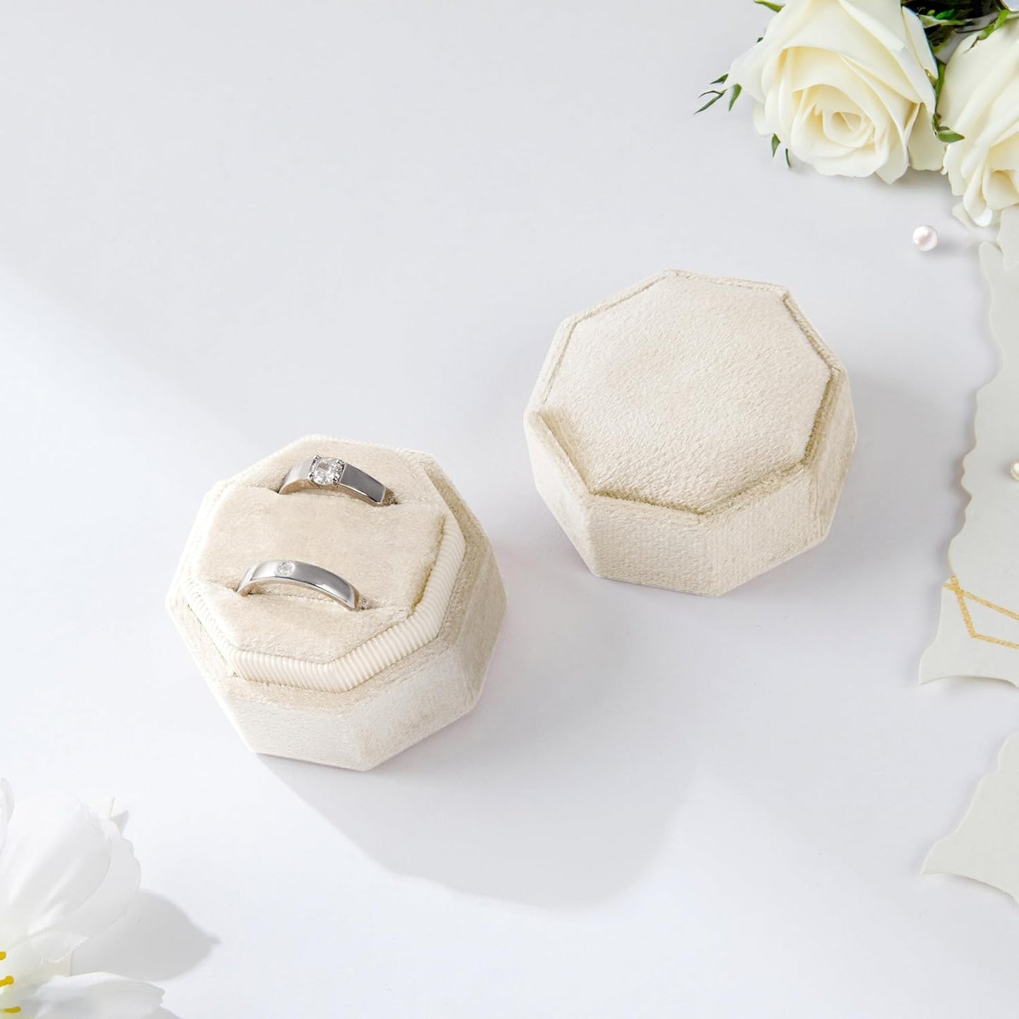Caja terciopelo anillos boda estilo vintage champán