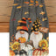 Mesa Acción de Gracias con gnomos calabazas y hojas