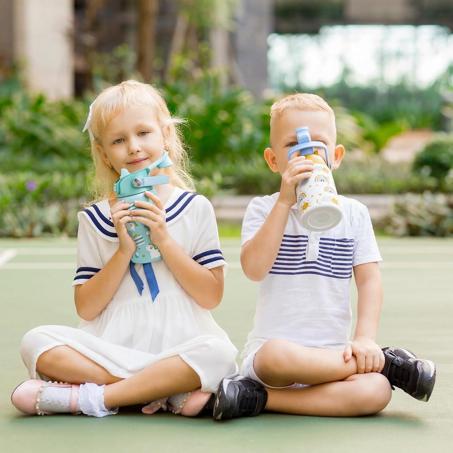 Botella agua acero inox aislada para niños arcoíris