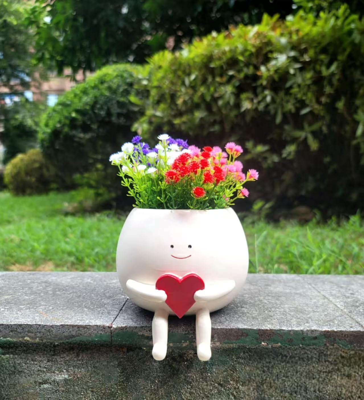 Maceta resina corazón suculentas decoración