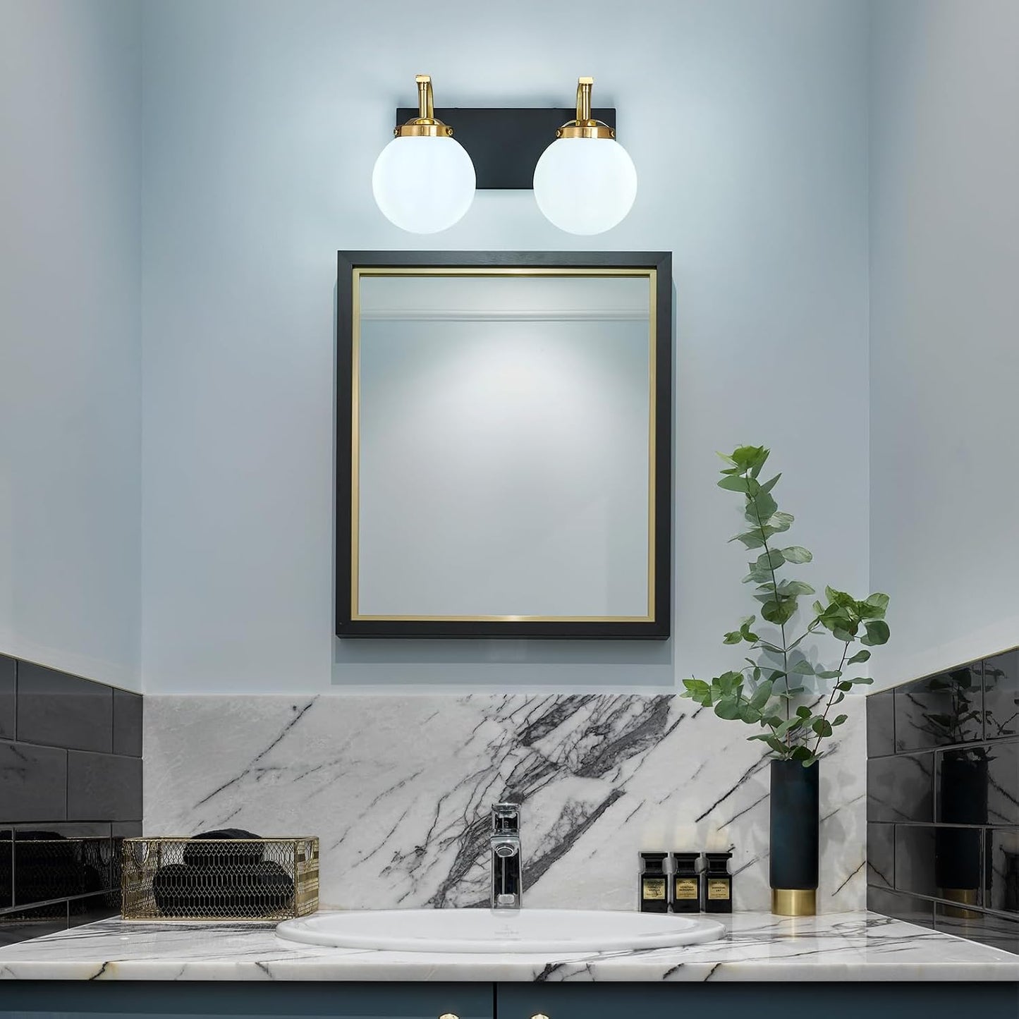 Lámpara tocador moderna 2 luces sobre espejo baño