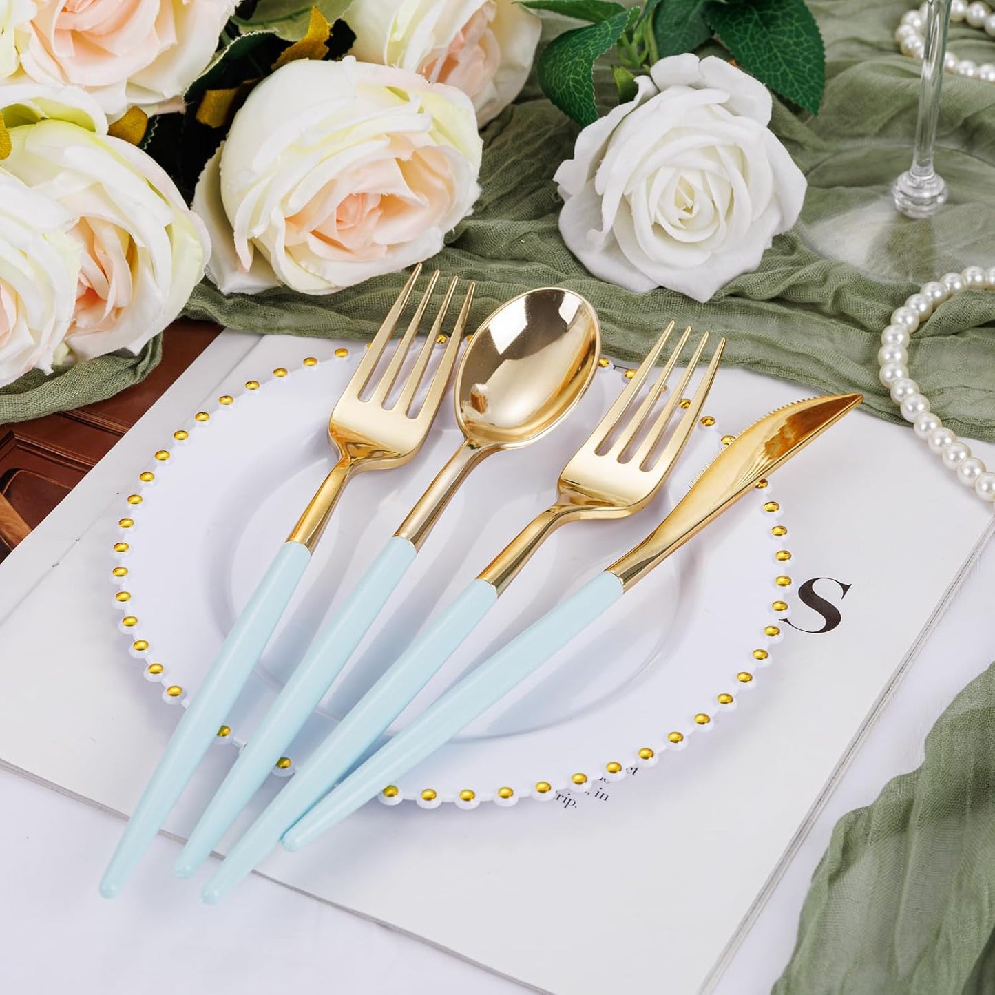 102 Cubiertos Plástico Dorado Resistentes con Mango Verde Menta