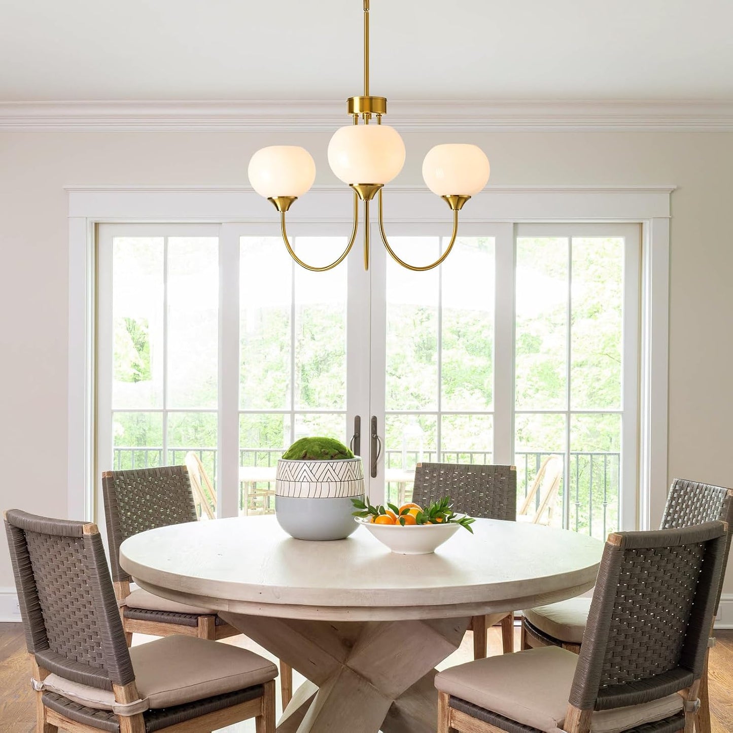 Candelabro Sputnik 3 Luces Vidrio Blanco Dorado para Comedor