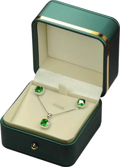 Set collar y aretes piel sintética caja regalo dorado