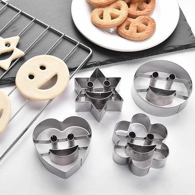 Cortadores galletas acero inox 4 pzas cara sonriente