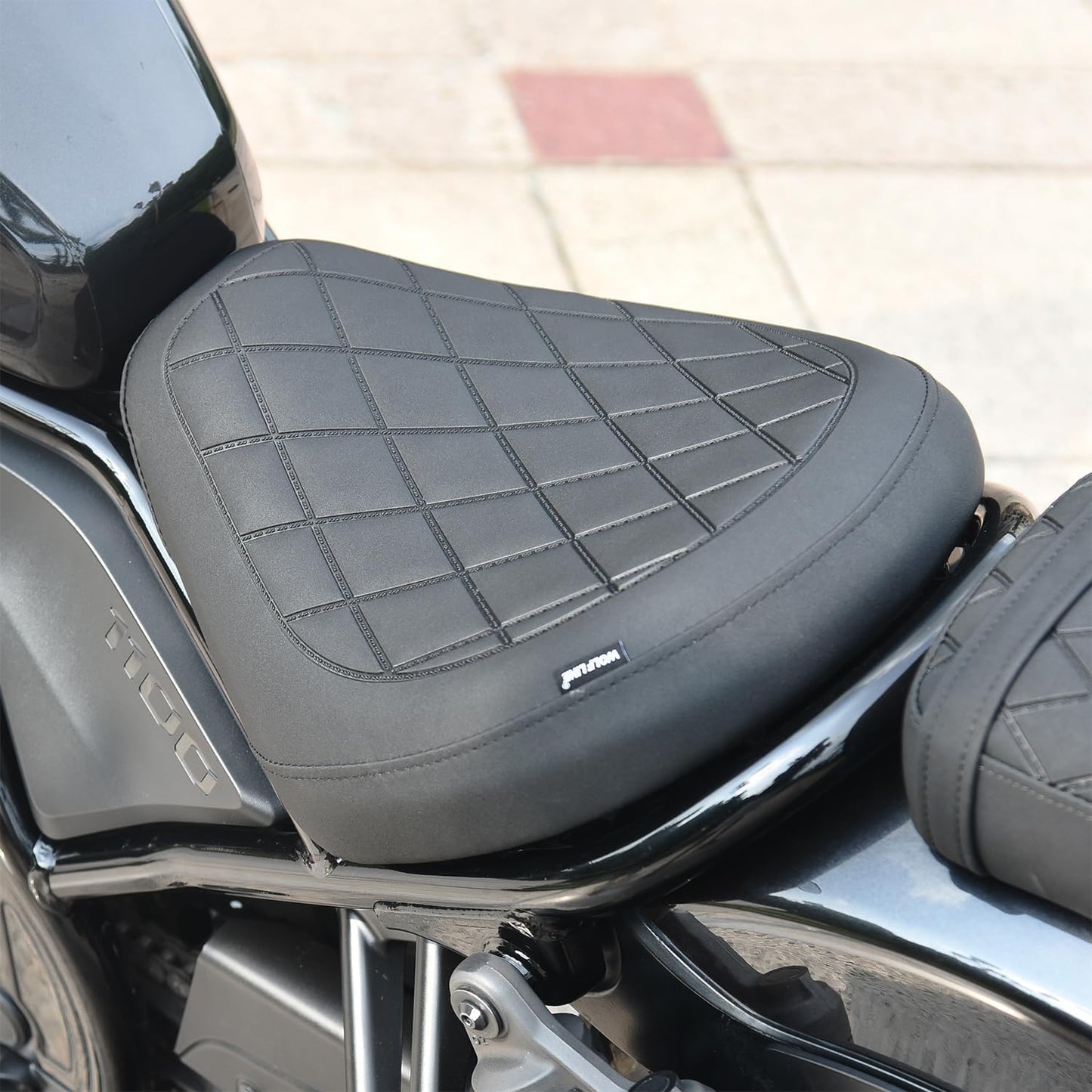 Asiento motocicleta Rebel 1100 CMX cuero negro respirable