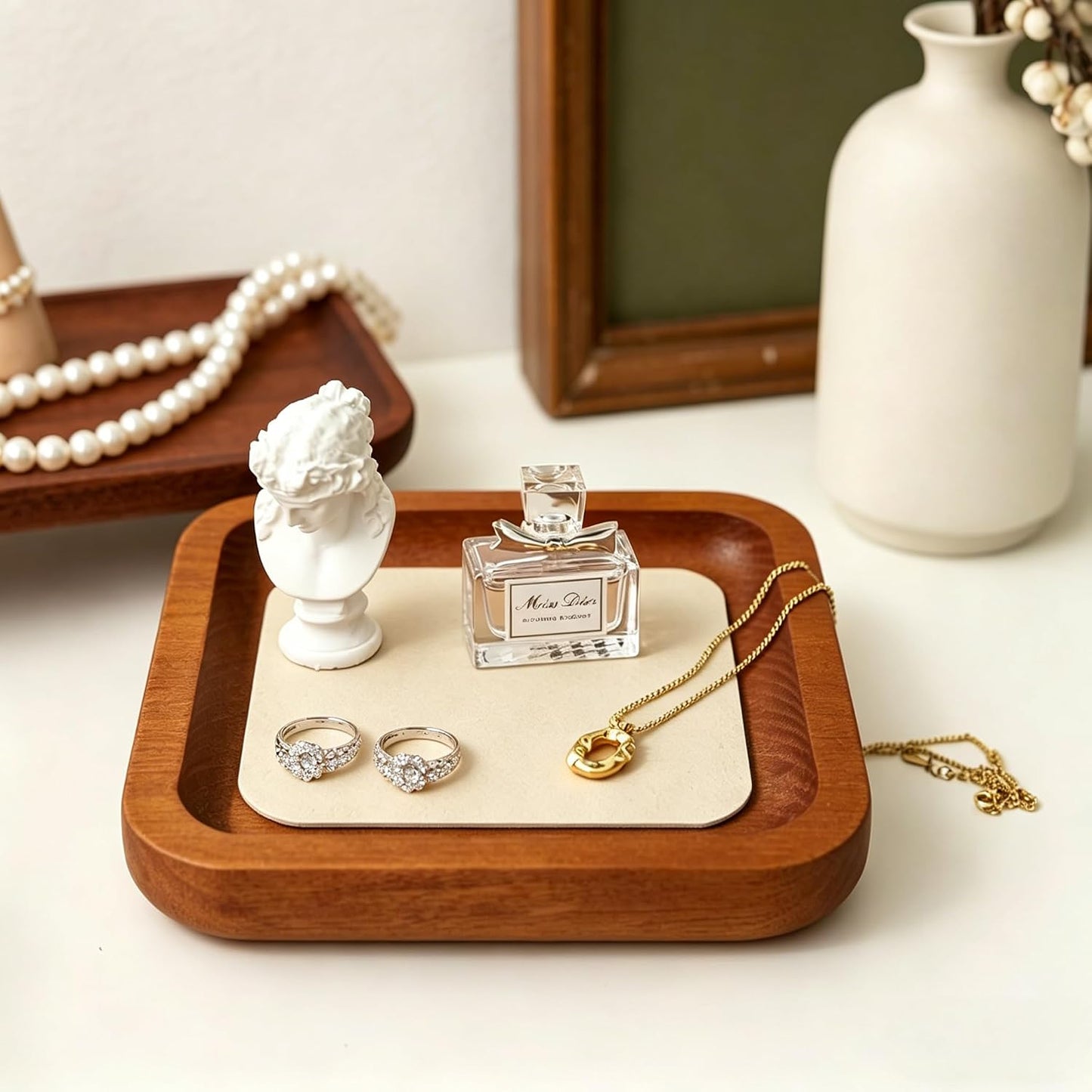 Bandeja madera redondeada para anillos y relojes apilable
