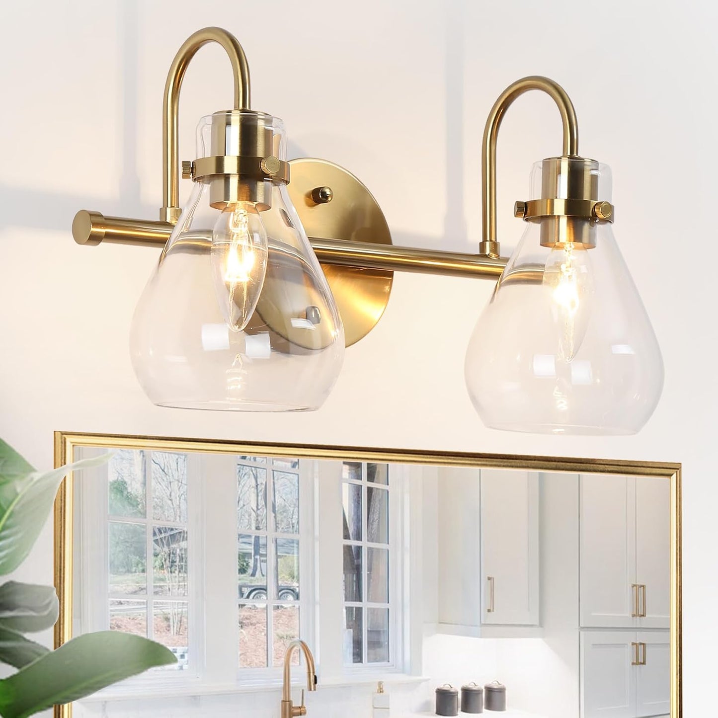 Aplique baño 2 luces doradas vidrio latón