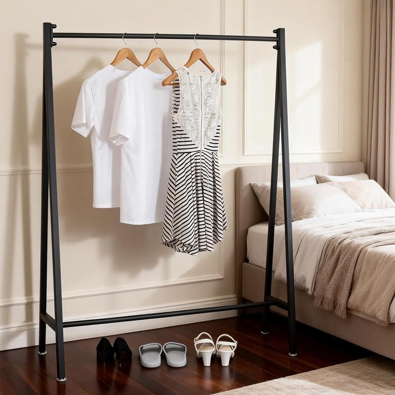 Perchero negro de hierro 59" para tienda ropa
